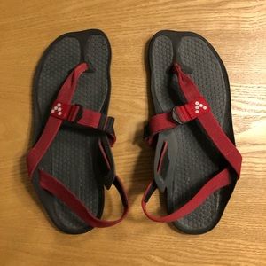 Vivobarefoot Total Eclipse Size 6.5 / 36-37